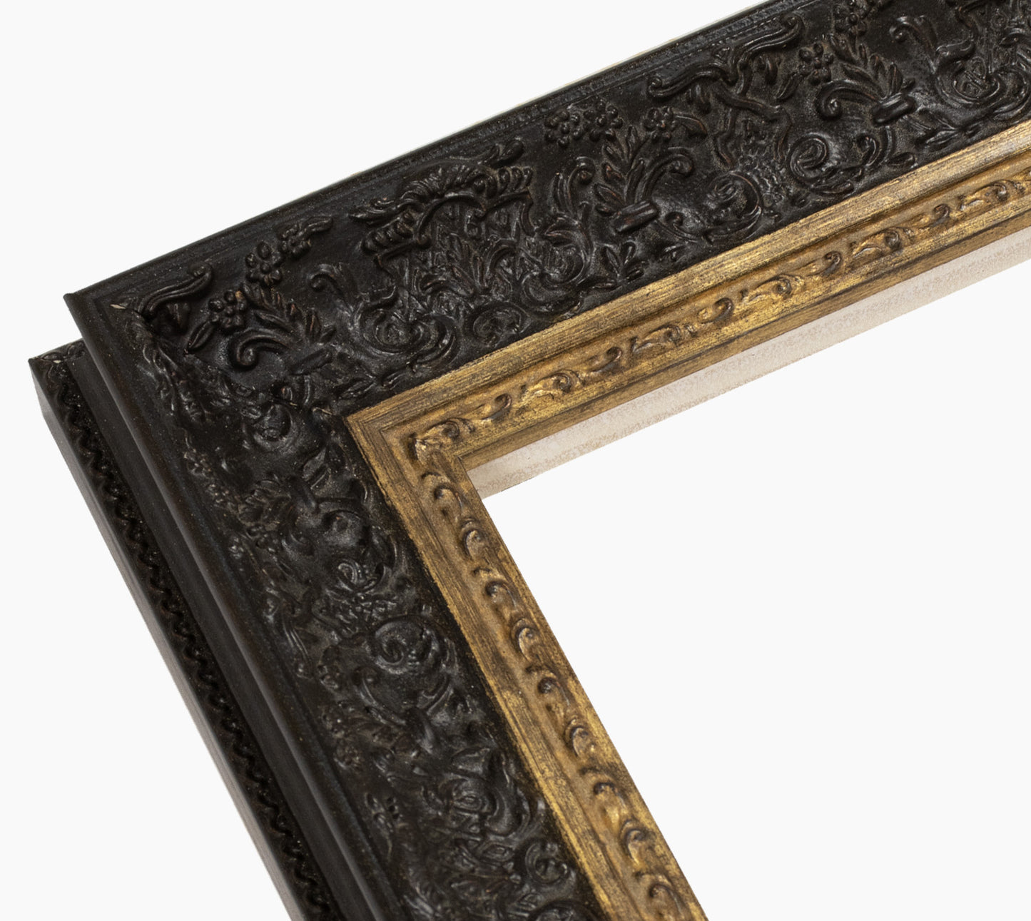 Cadre noire et or en bois sur mesure 731.601