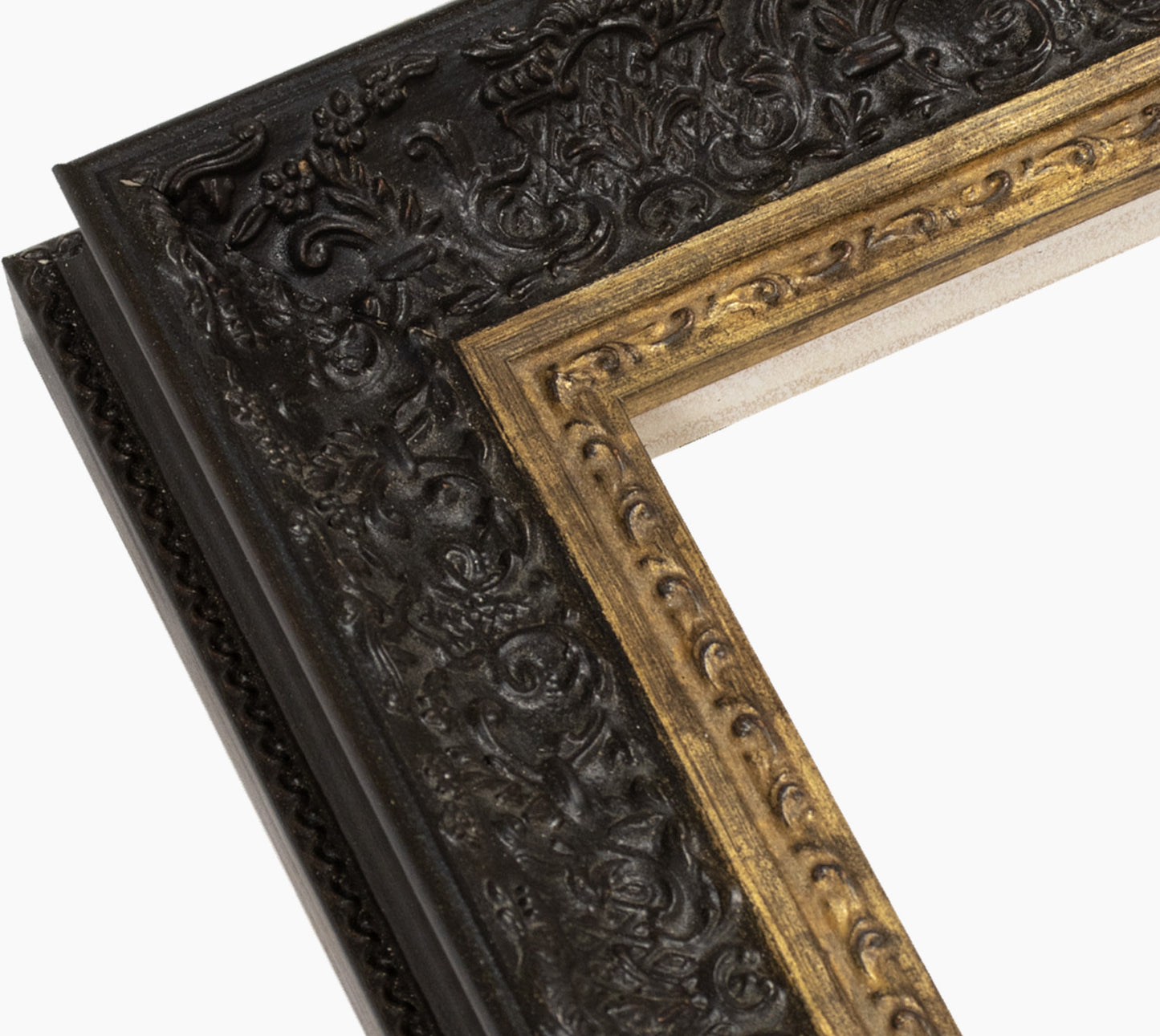 Cadre noire et or en bois sur mesure 731.601