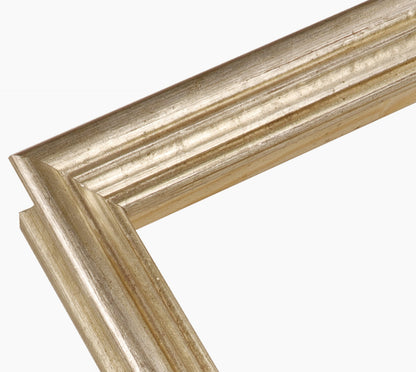 Holzrahmen mit silbernen Blattkunst.240.011